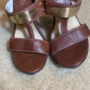 Michael Kors Brown Leather Gold MK Plate Slide Madras Platform Heels